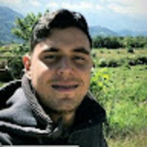 Meet your Posher, Enrique david